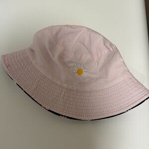 Reversible Daisy Bucket Hat – Pink & Black Floral